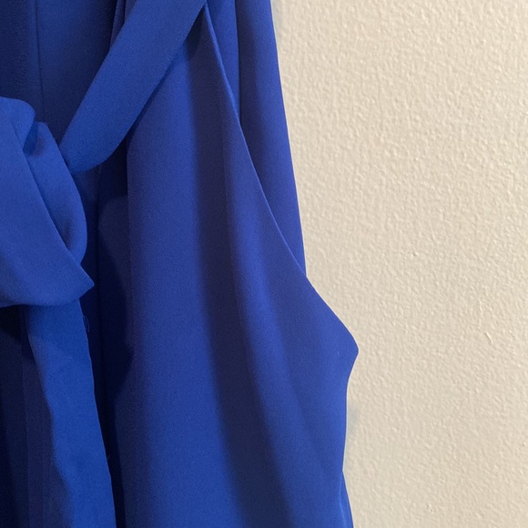 Express Shorts Romper - Picture 3 of 5